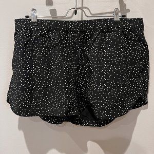 Madewell Black & White Dotted Pull-On Shorts